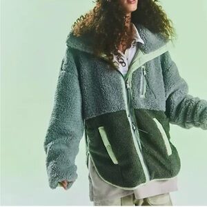 FP Movement Free People Moon Dancer Fleece olive green small